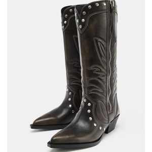 ZARA BLOGGERS FAV COWBOY STUDDED BOOTS
